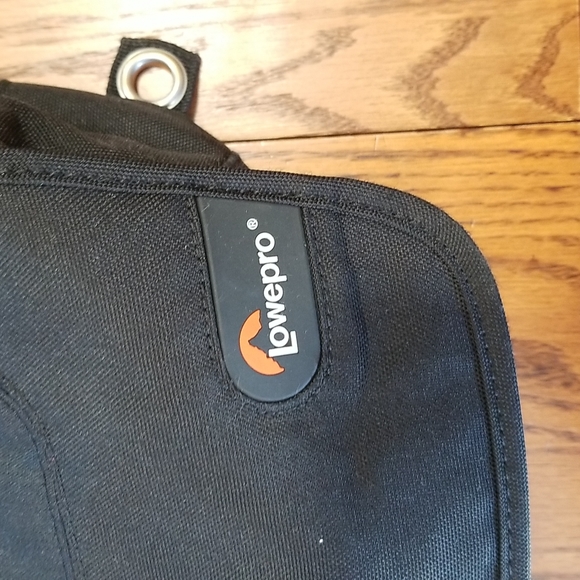 Lowepro messenger bag - Picture 2 of 8